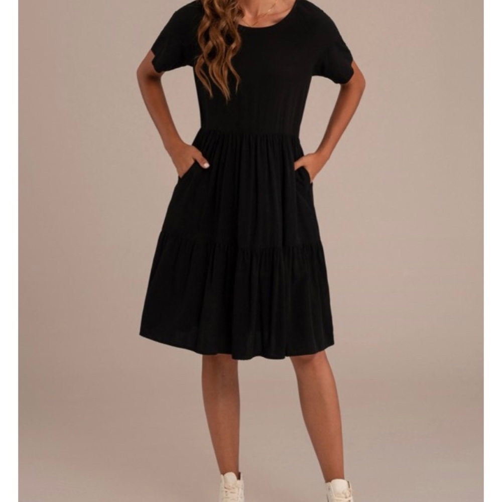 PetalLush Black Round Neck Dress with Pockets